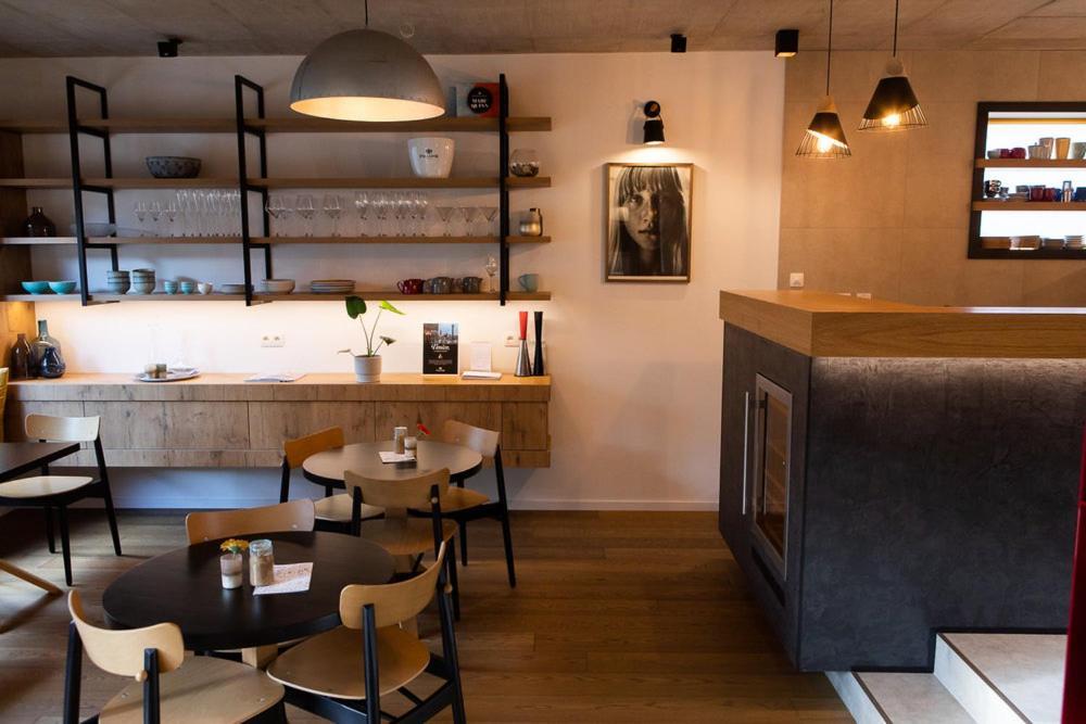 Vigeo Lounge B&B Coffee Bojnice Exteriör bild